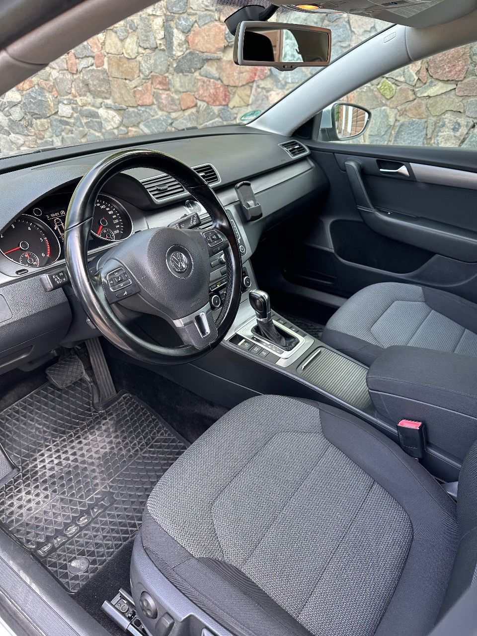 Volkswagen Passat - фото 14