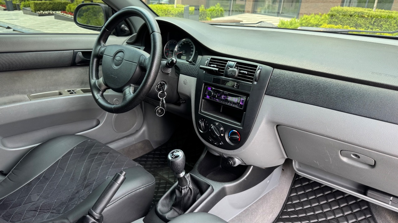 Chevrolet Lacetti - фото 18