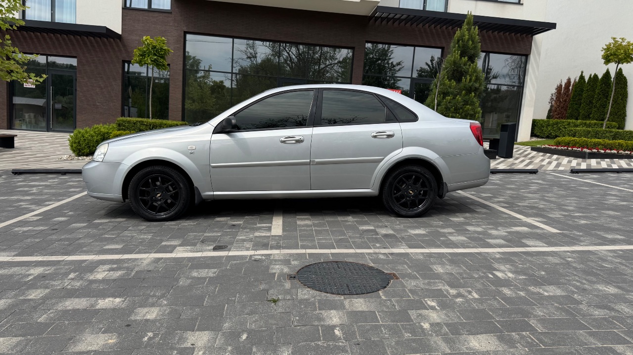 Chevrolet Lacetti - фото 3