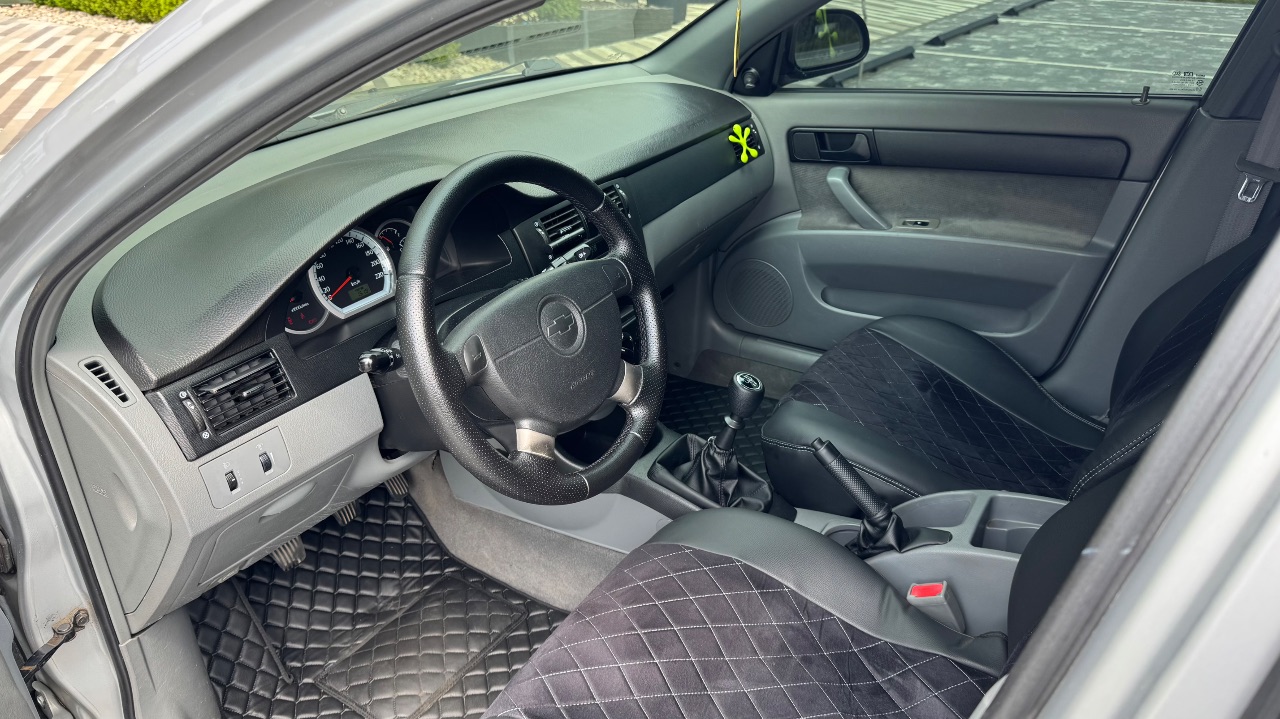 Chevrolet Lacetti - фото 11