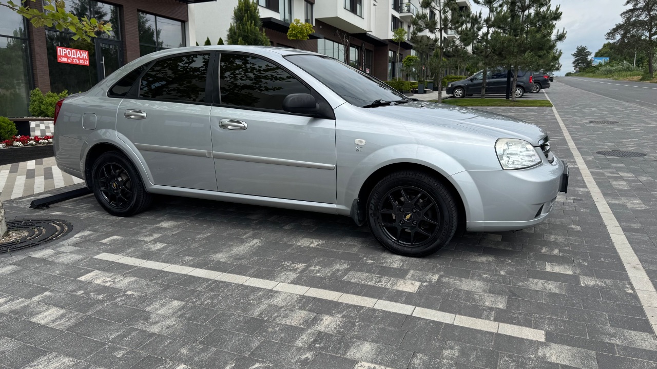 Chevrolet Lacetti - фото 10