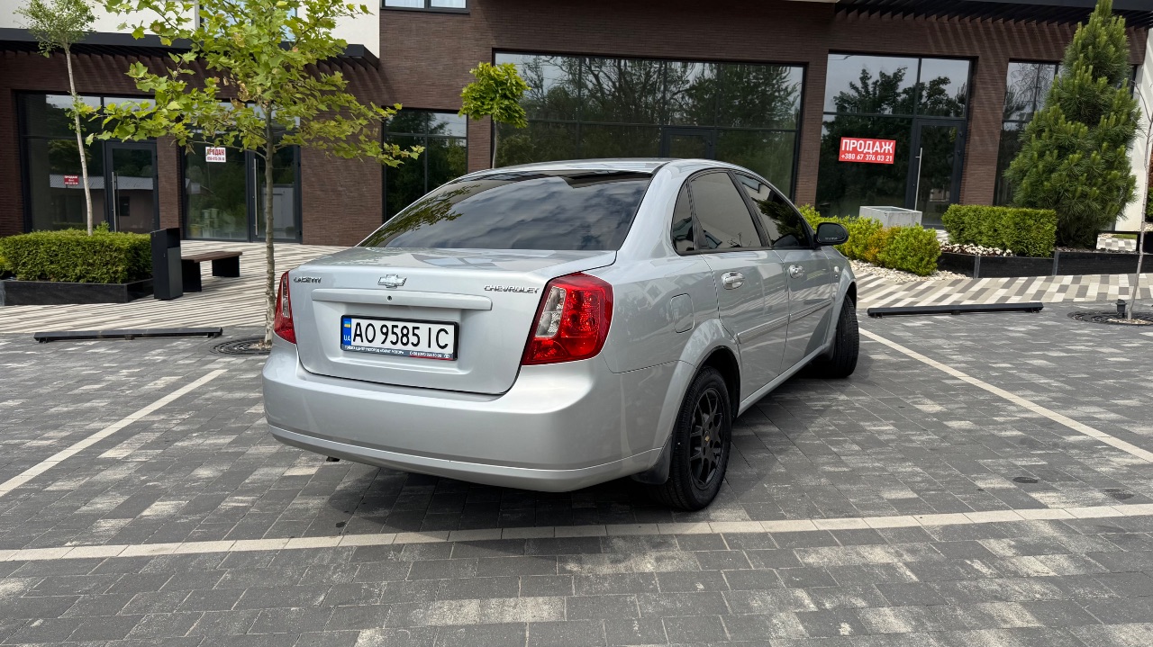 Chevrolet Lacetti - фото 6