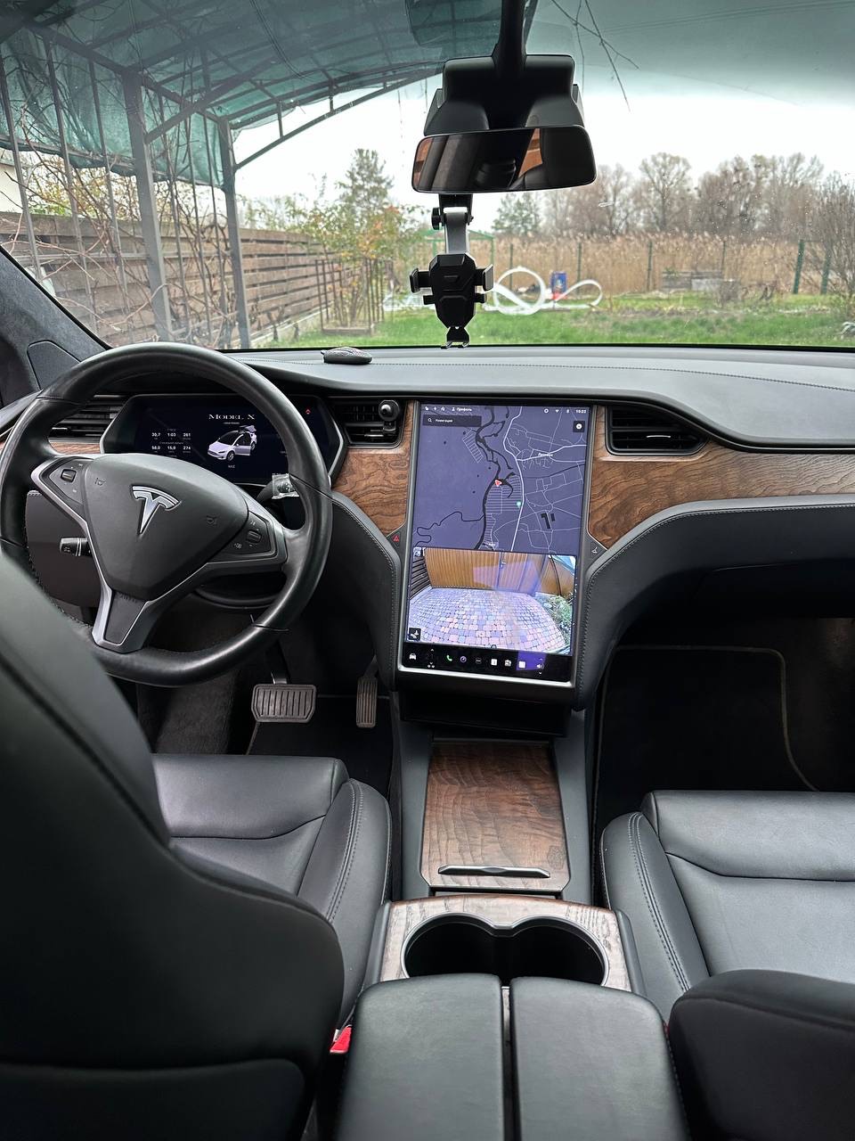 Tesla Model X - фото 5