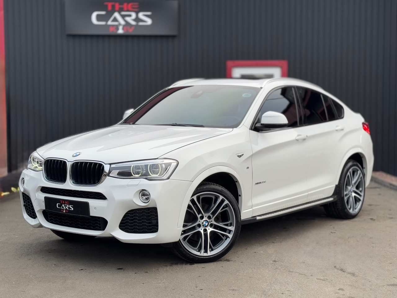 BMW X4 - фото 10