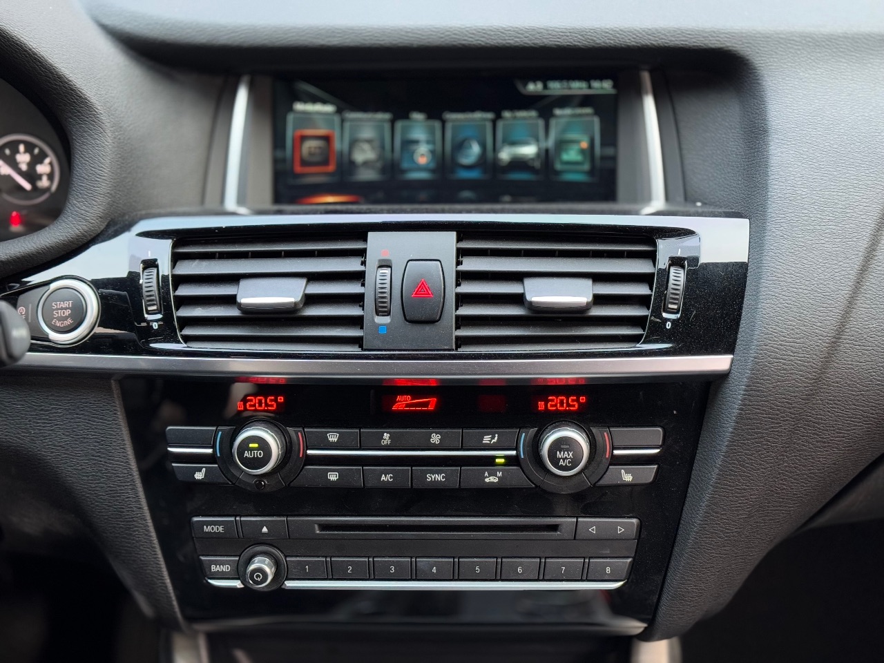 BMW X4 - фото 30