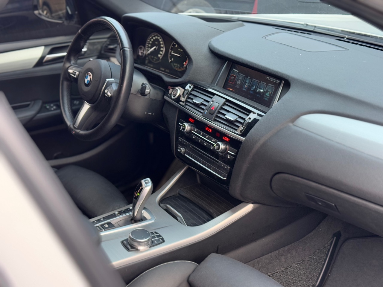 BMW X4 - фото 37