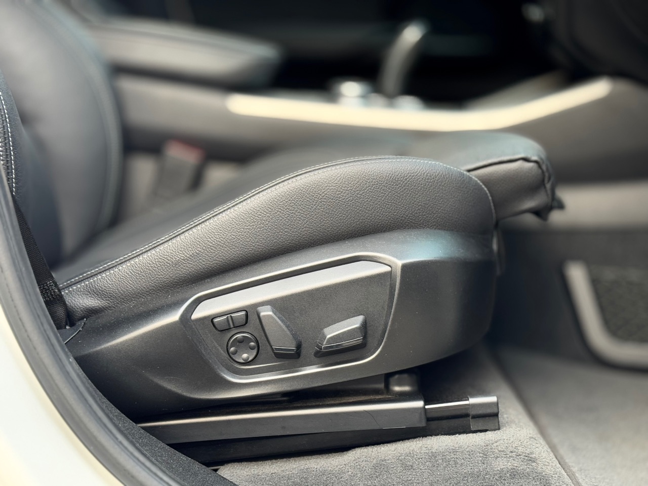 BMW X4 - фото 35