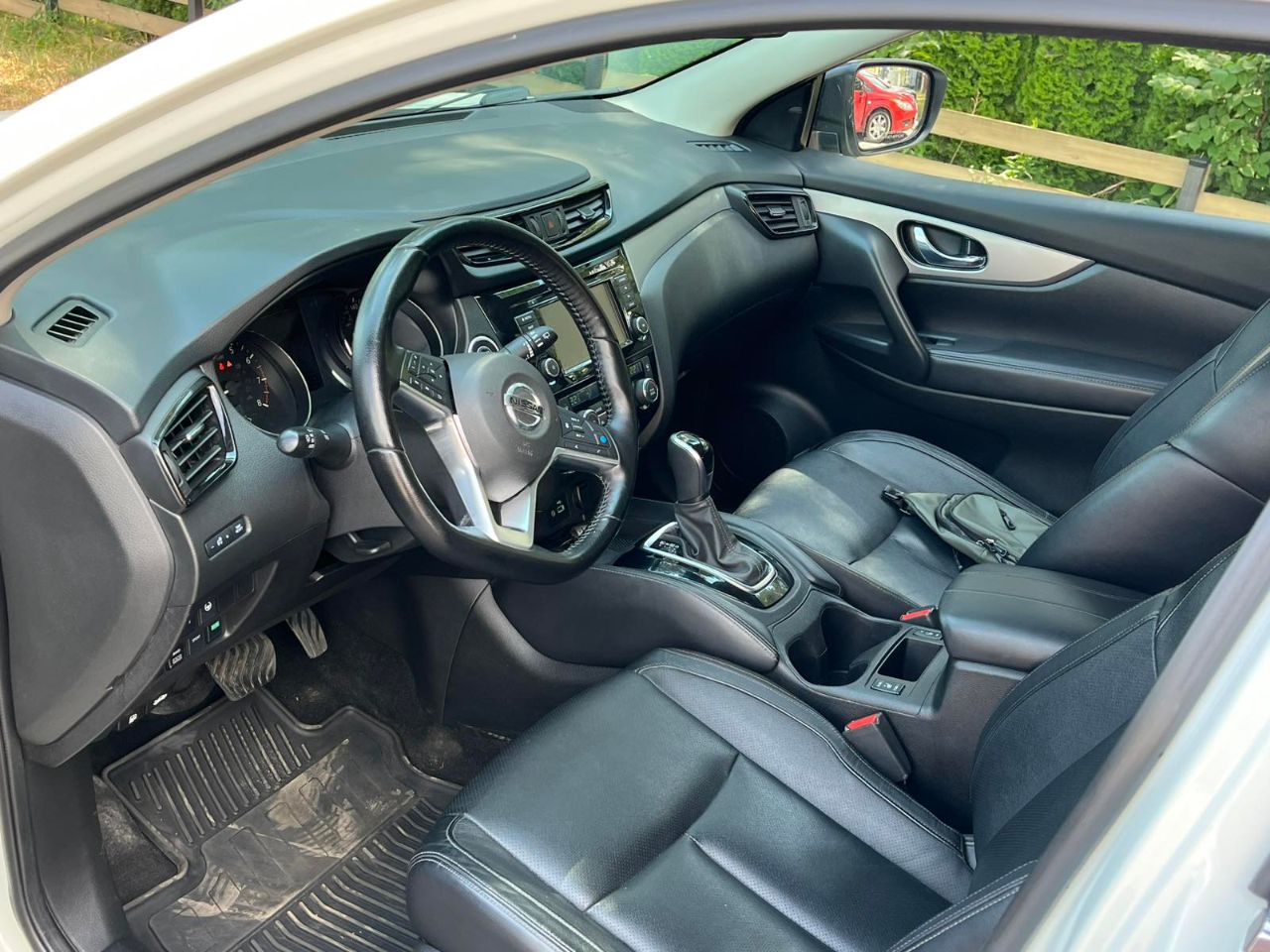 Nissan Qashqai - фото 12
