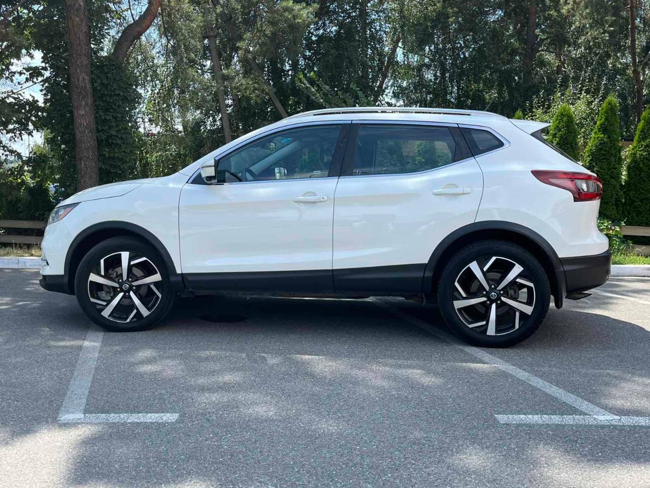 Nissan Qashqai - фото 7