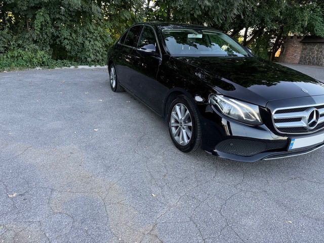 Mercedes-Benz E-Класс - зображення 3