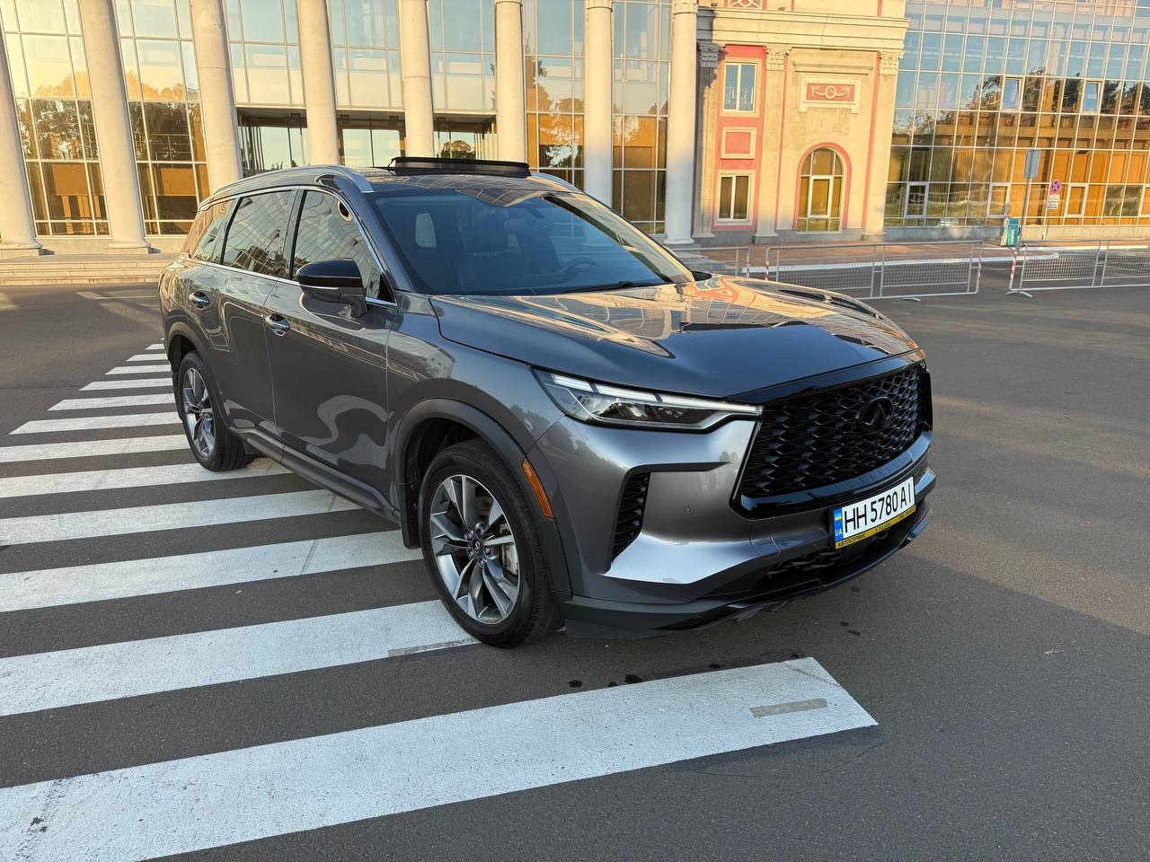 Infiniti QX60 - фото 7