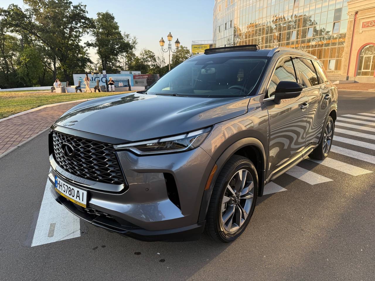 Infiniti QX60 - фото 4