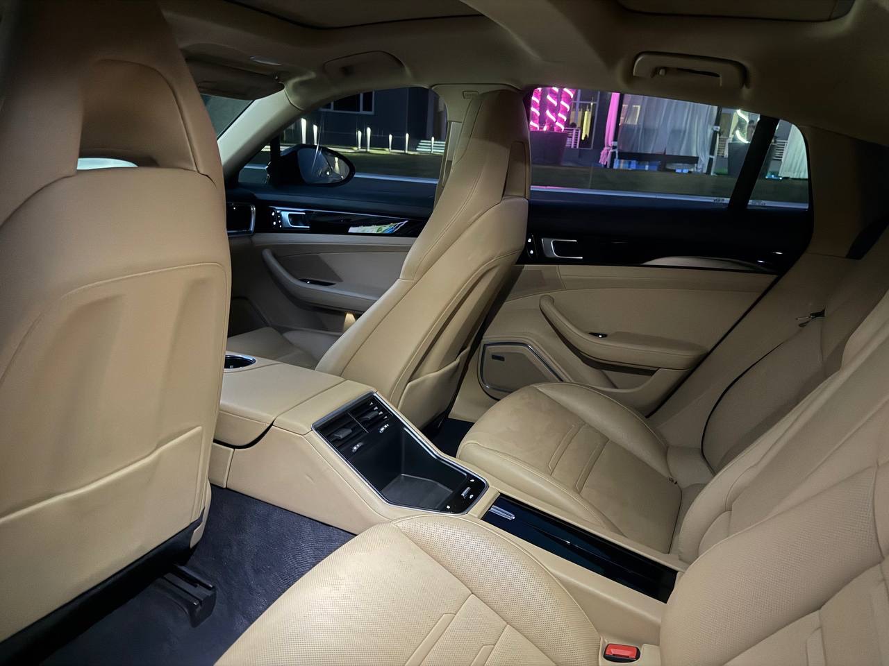 Porsche Panamera - фото 16