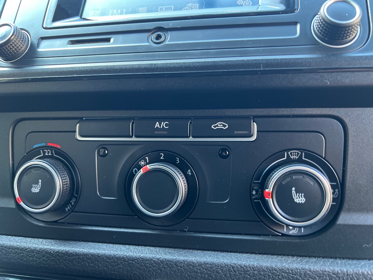 Volkswagen Transporter - фото 46