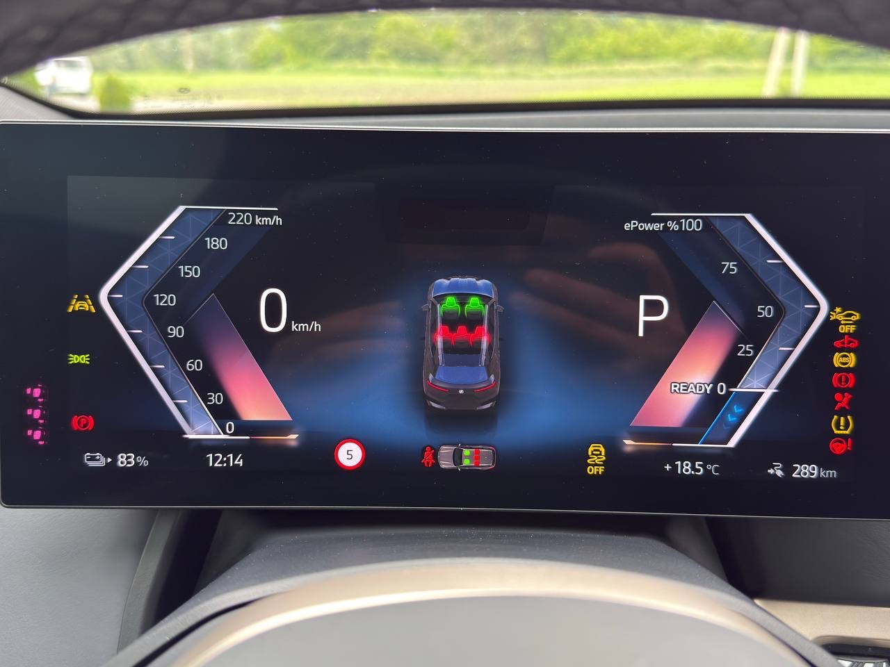 BMW iX - фото 28