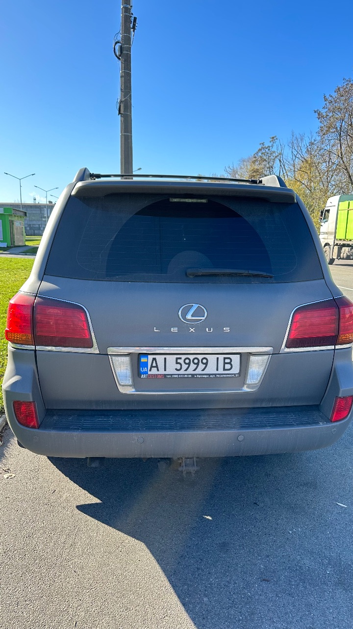 Lexus LX - фото 5