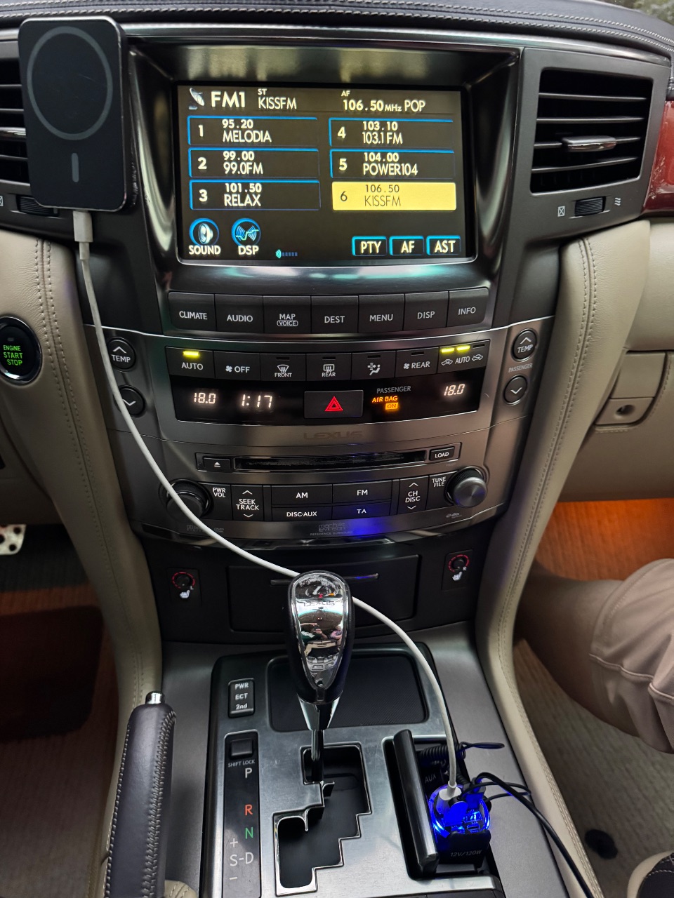 Lexus LX - фото 4