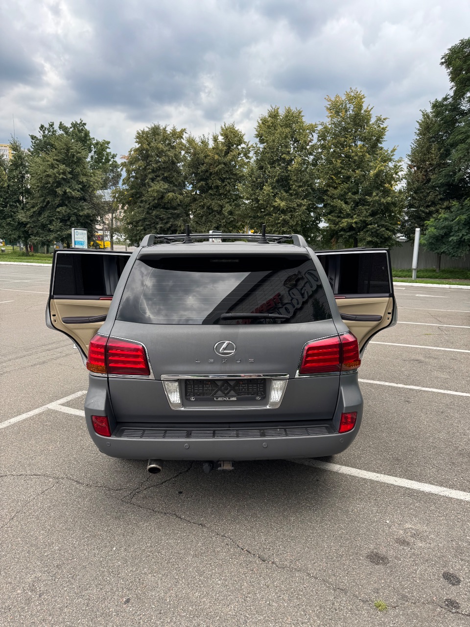 Lexus LX - фото 45