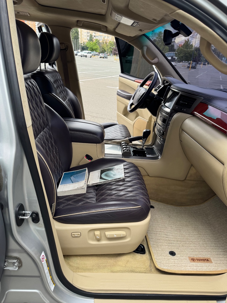 Lexus LX - фото 23