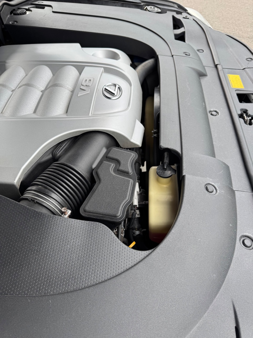 Lexus LX - фото 12