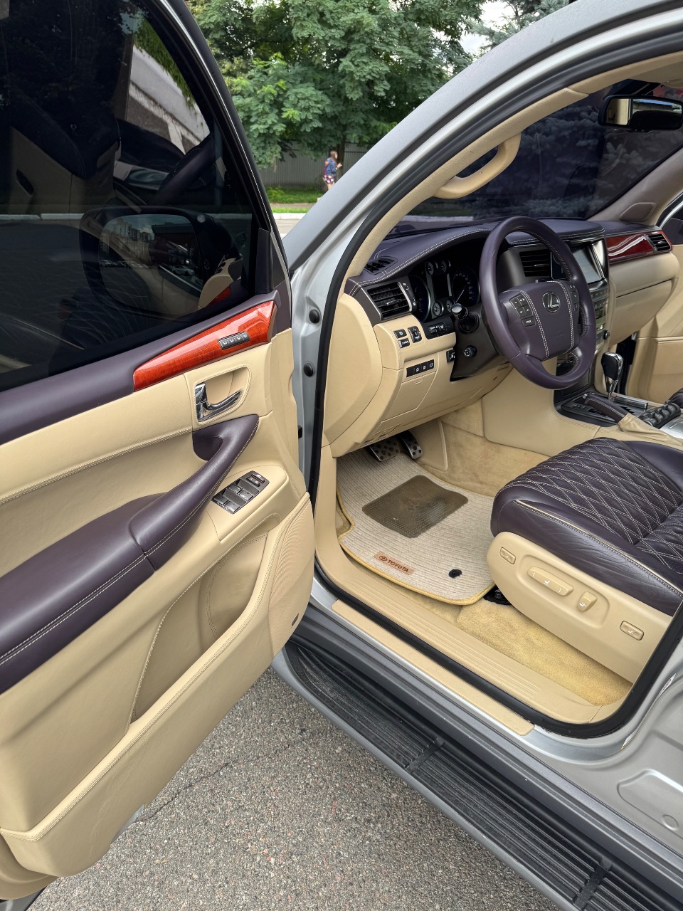 Lexus LX - фото 31