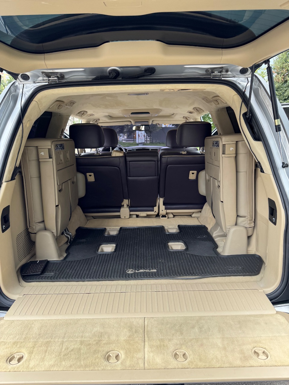 Lexus LX - фото 48