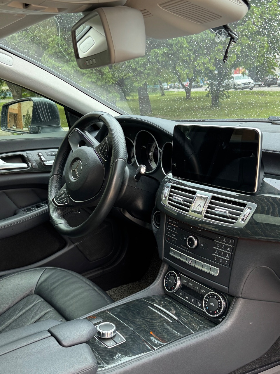 Mercedes-Benz CLS - фото 15