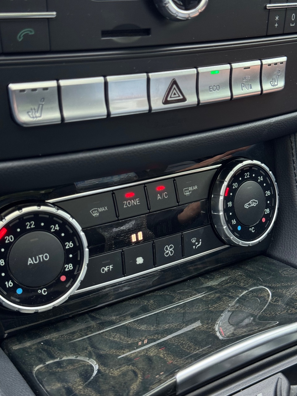 Mercedes-Benz CLS - фото 19