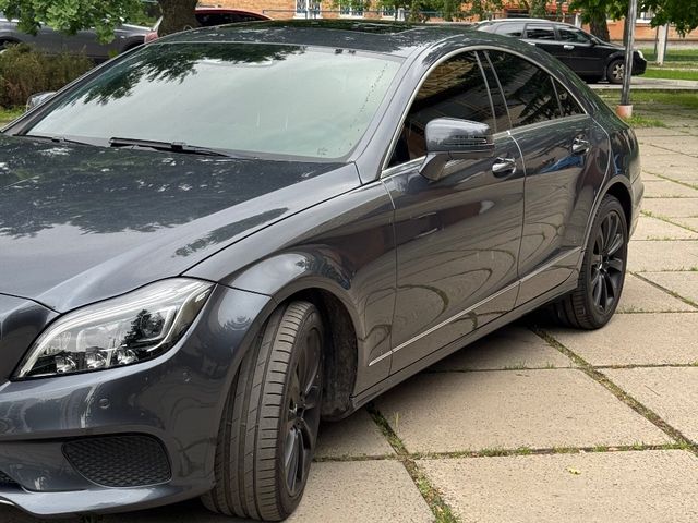 Mercedes-Benz CLS - фото 2
