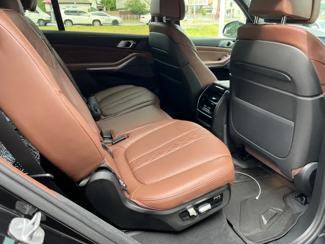BMW X7 - фото 2