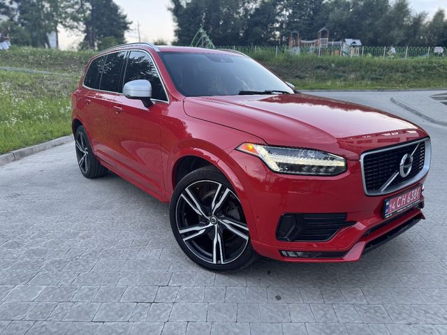 Volvo XC90 - фото 1