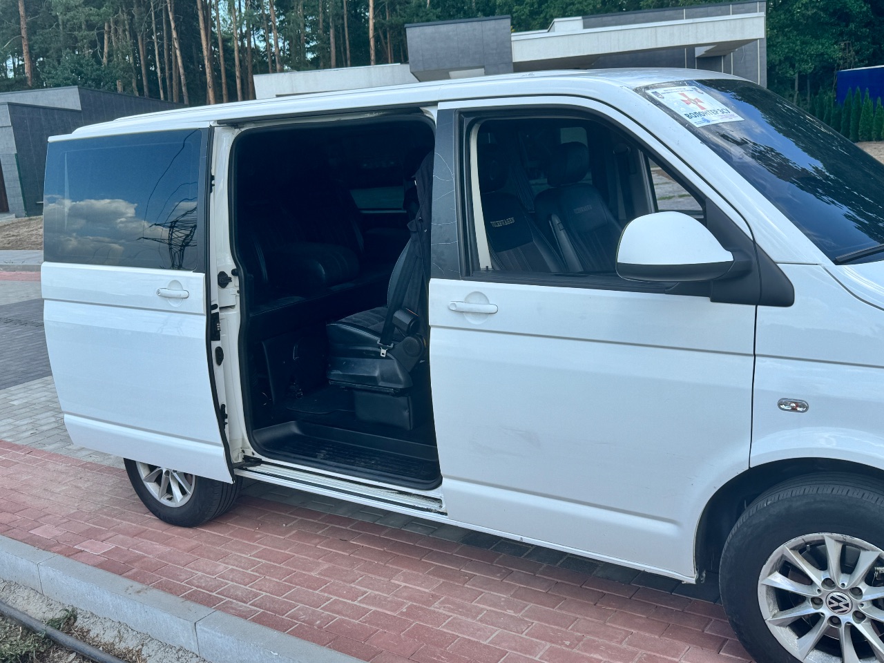 Volkswagen Transporter - фото 6