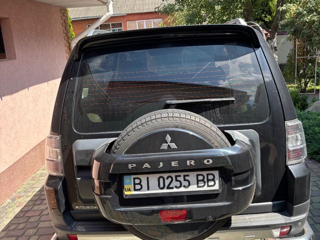 Mitsubishi Pajero - фото 3