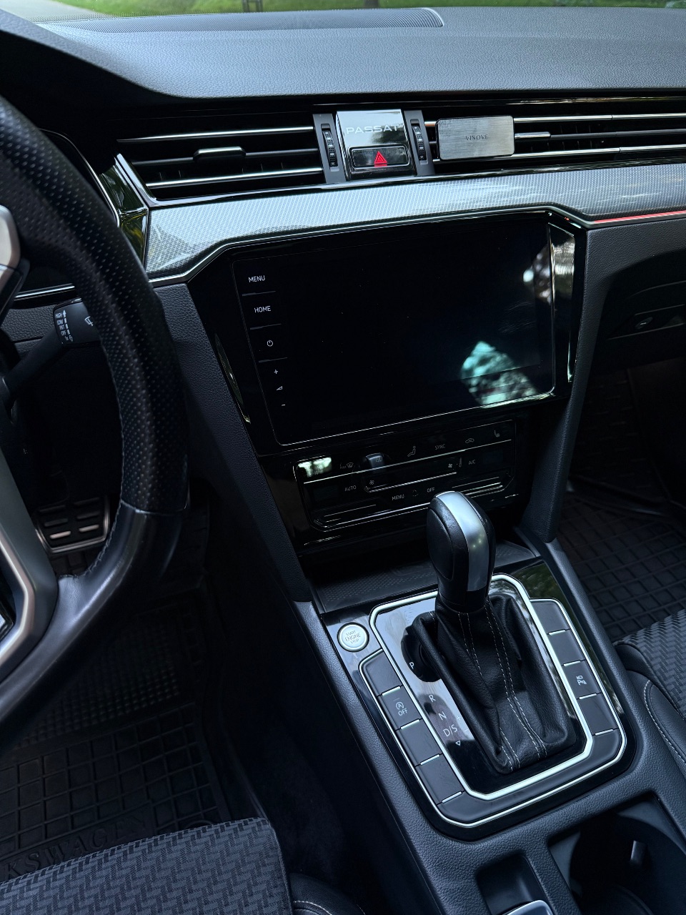 Volkswagen Passat - фото 12