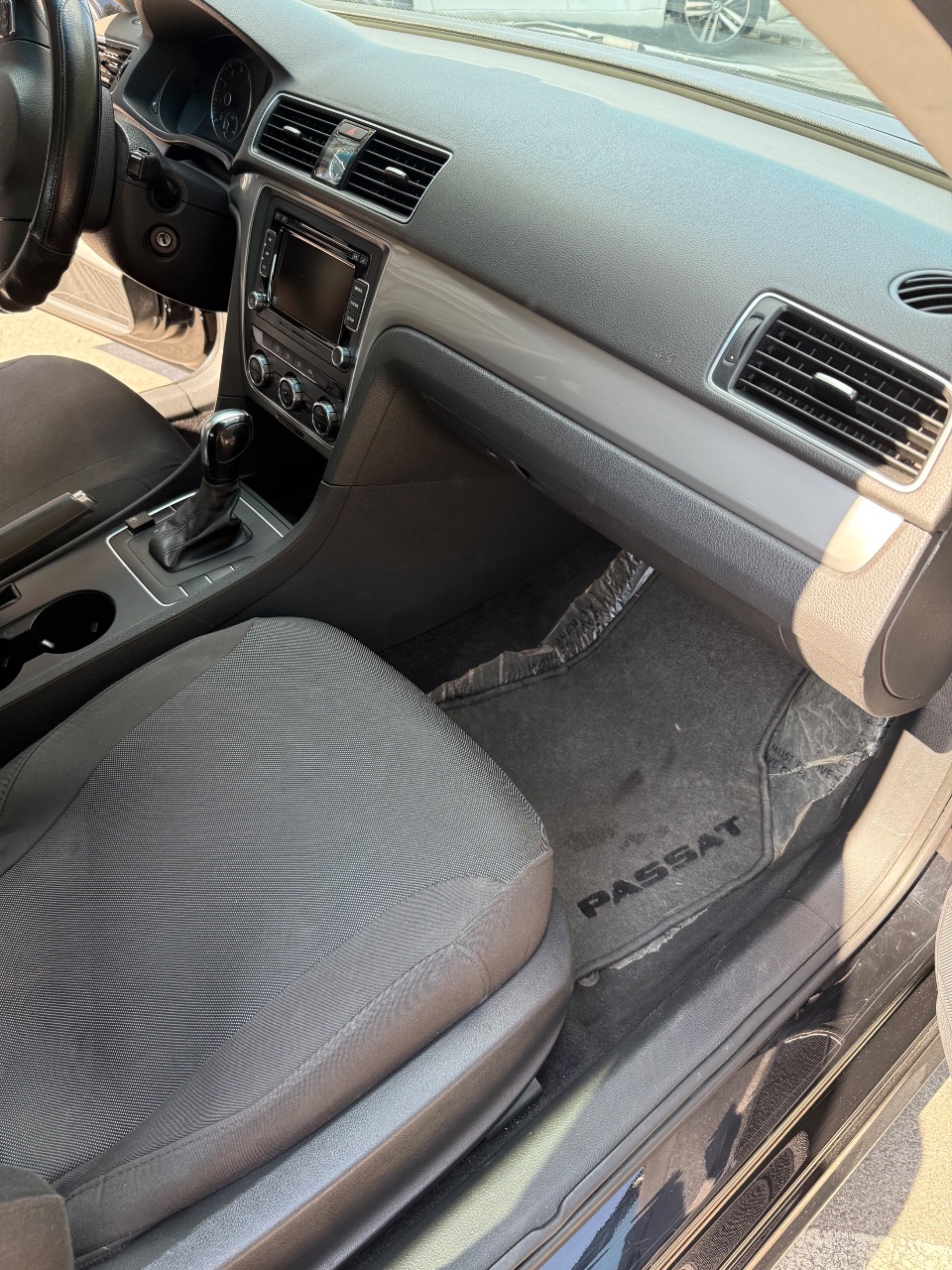 Volkswagen Passat - фото 14