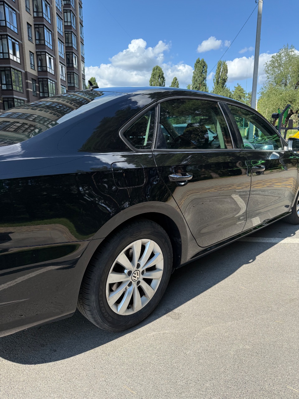 Volkswagen Passat - фото 4