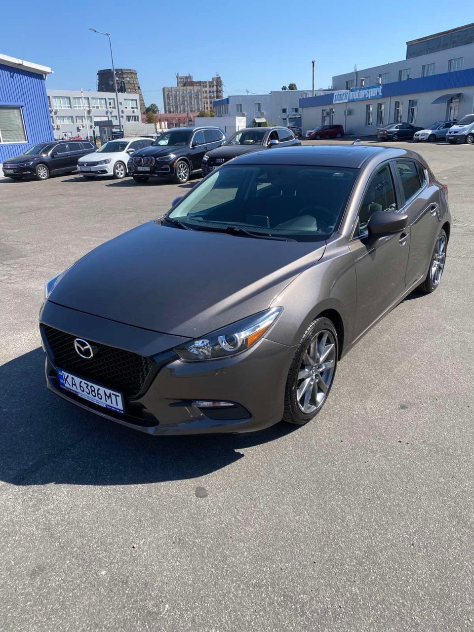 Mazda 3 - фото 1