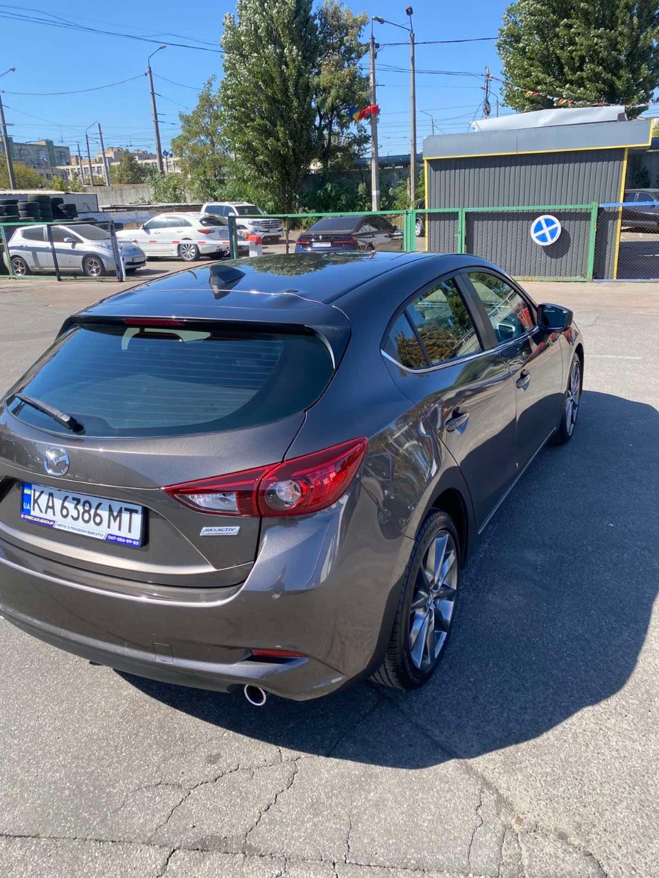 Mazda 3 - фото 9