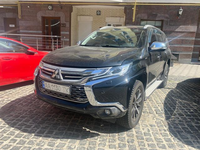 Mitsubishi Pajero Sport - фото 1