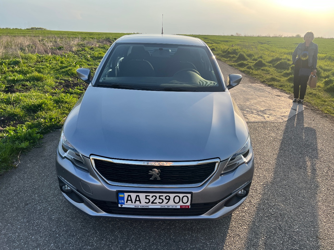 Peugeot 301 - фото 1