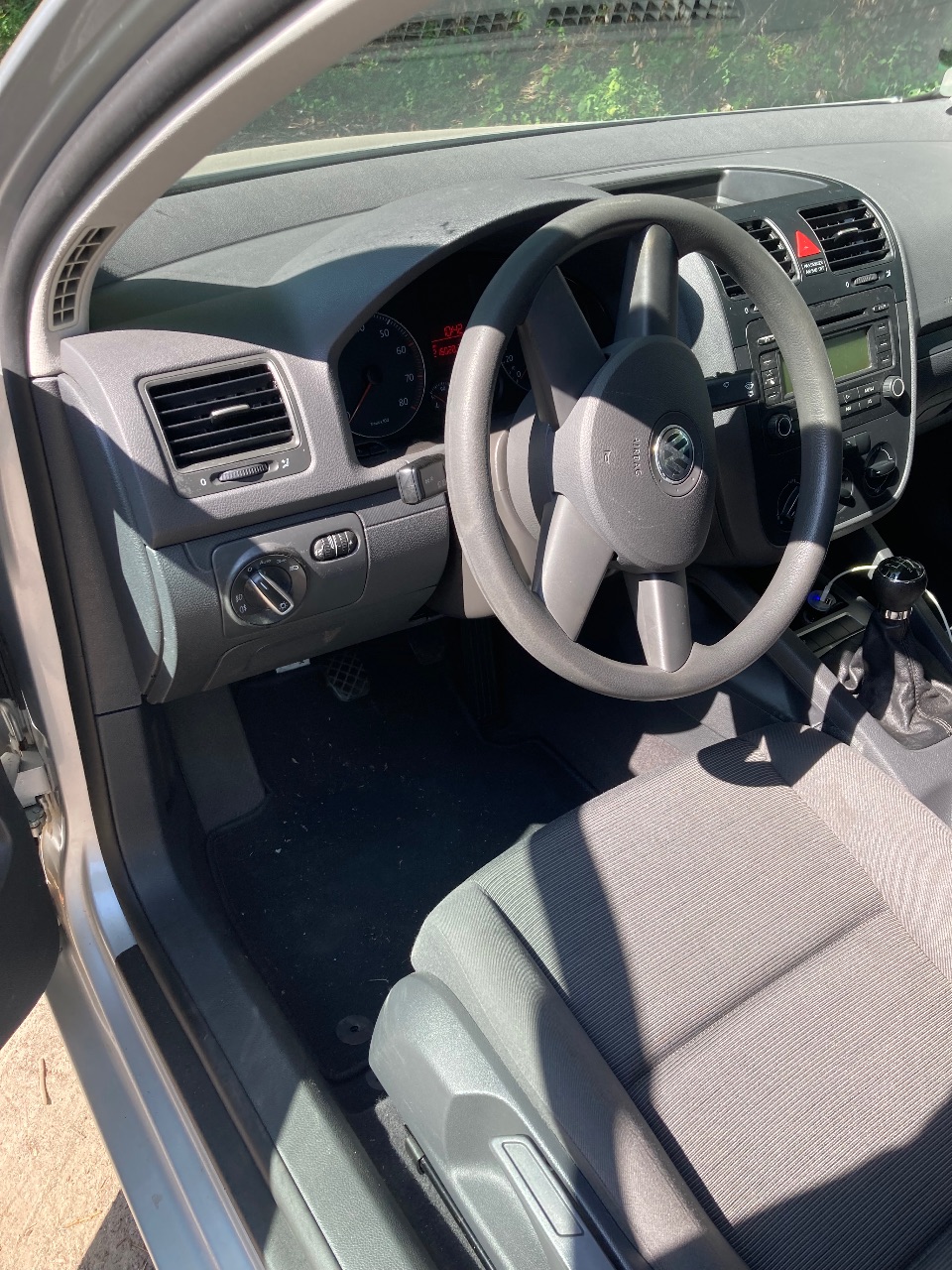 Volkswagen Golf - фото 11