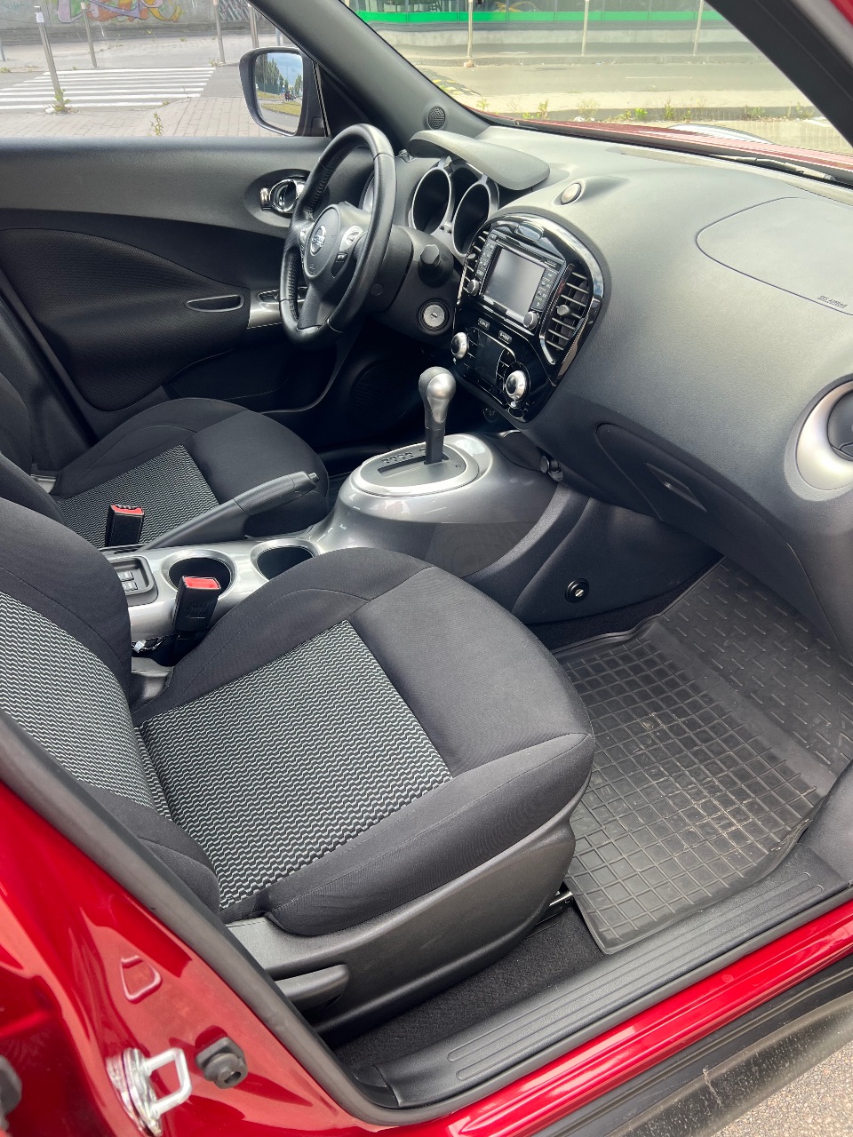 Nissan Juke - фото 5