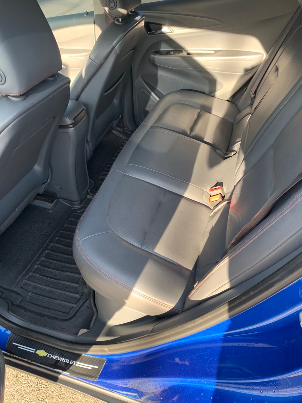 Chevrolet Bolt - фото 8