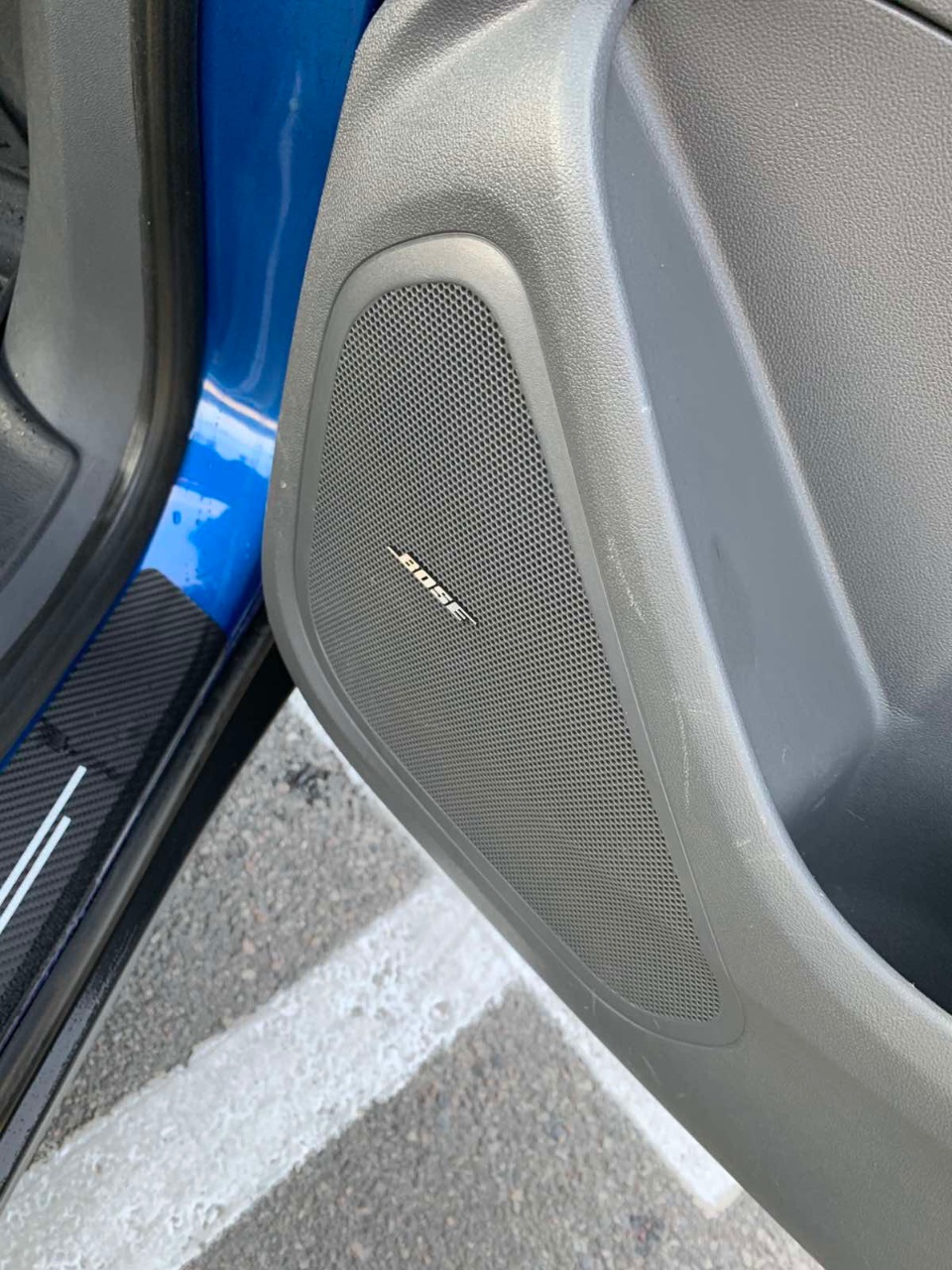 Chevrolet Bolt - фото 10