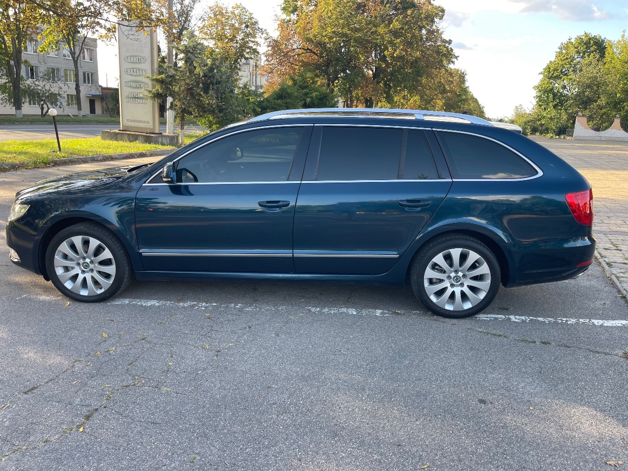 Skoda Superb - фото 9