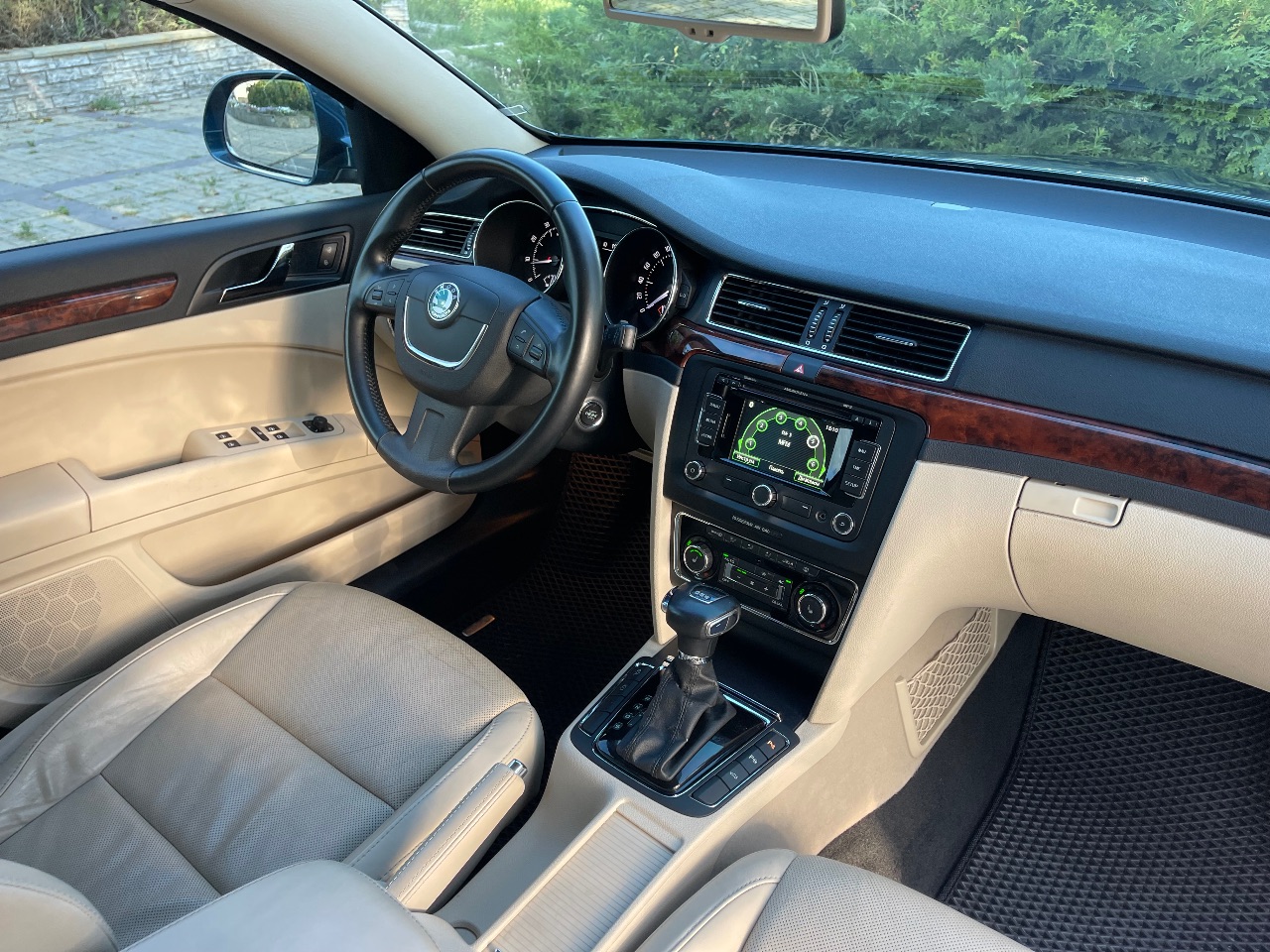 Skoda Superb - фото 50