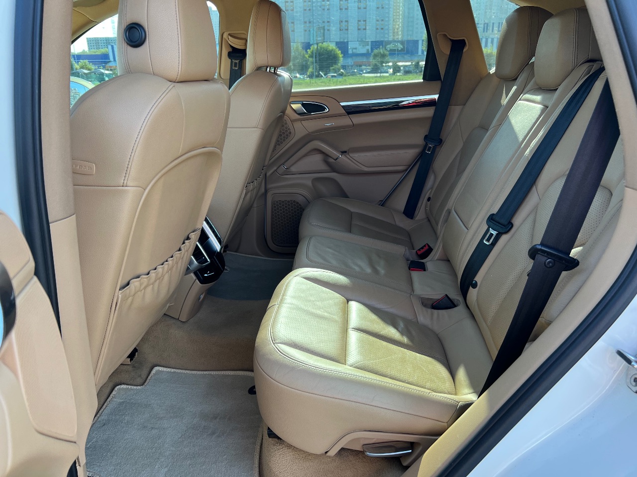 Porsche Cayenne - фото 11