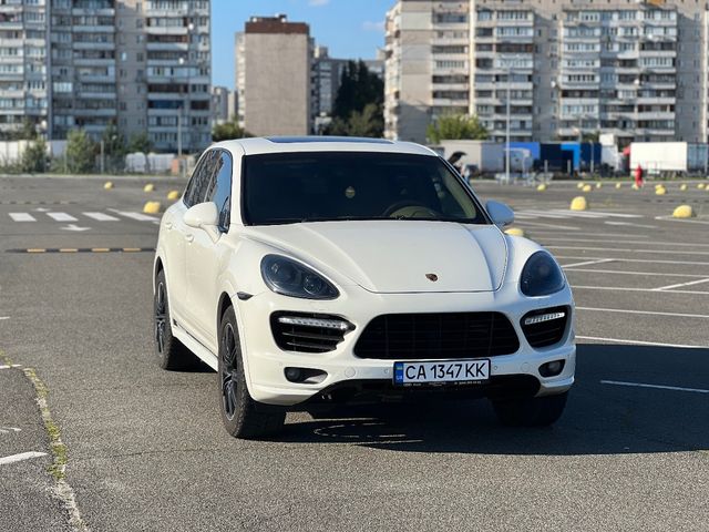 Porsche Cayenne - зображення 2