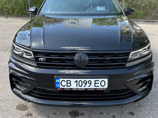 Volkswagen Tiguan - фото 2