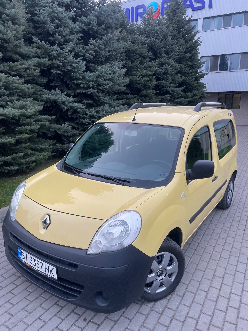 Renault Kangoo - фото 2